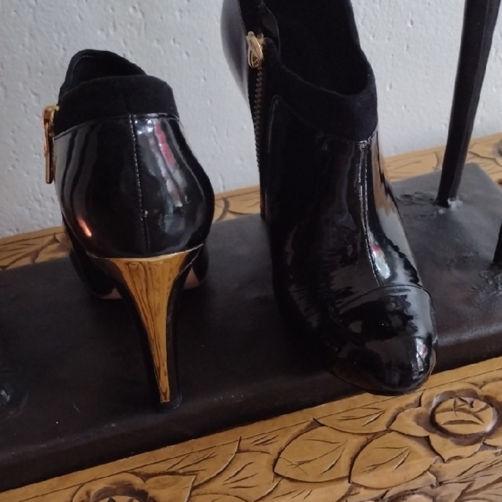 Elegant Black and Gold Women's Ankle Boots